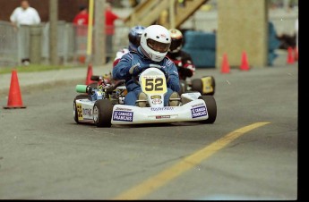 Retour dans le passé - Karting à Valleyfield - 2001