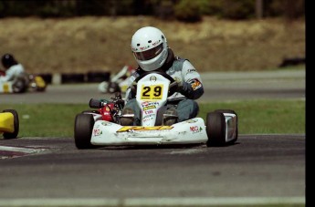 Retour dans le passé - Karting à Pointe-du-Lac - mai 2001