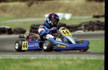 Retour dans le passé - Karting à Pointe-du-Lac - mai 2001