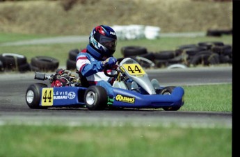 Retour dans le passé - Karting à Pointe-du-Lac - mai 2001