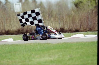 Retour dans le passé - Karting à Pointe-du-Lac - mai 2001