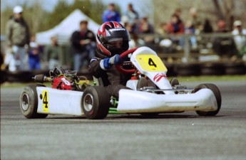 Retour dans le passé - Karting à St-Hilaire - mai 2003