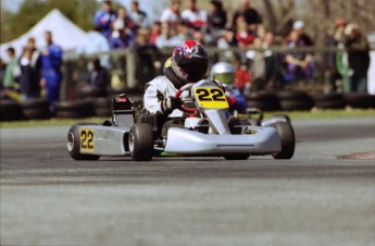 Retour dans le passé - Karting à St-Hilaire - mai 2003