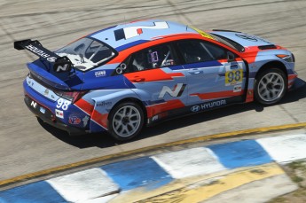 Sebring 2023 - Courses Coupe Porsche et Michelin Pilot Challenge