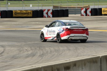 ICAR - Coupe Nissan Sentra
