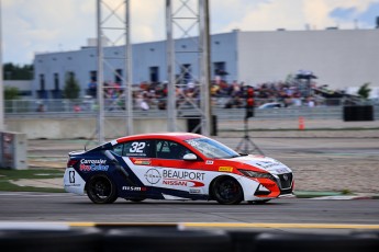 ICAR - Coupe Nissan Sentra