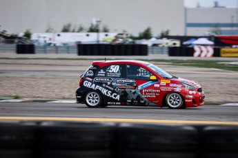 ICAR - Coupe Nissan Sentra