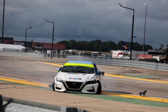 ICAR - Coupe Nissan Sentra