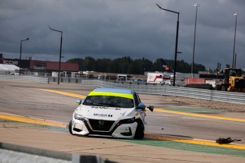 ICAR - Coupe Nissan Sentra