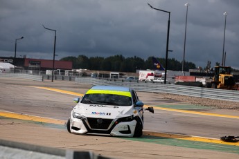 ICAR - Coupe Nissan Sentra