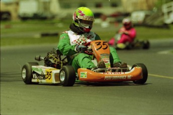 Retour dans le passé - Karting à St-Hilaire - Printemps 1996