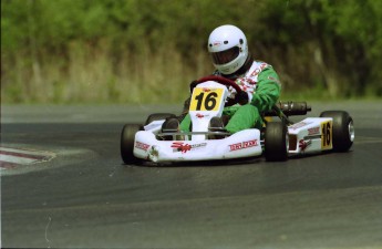 Retour dans le passé - Karting à St-Hilaire - Printemps 1996