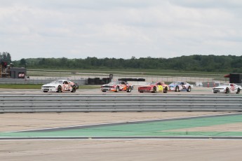 Retour dans le passé - NASCAR Canadian Tire - ICAR 2012