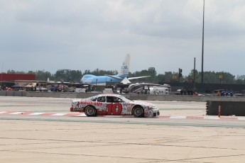 Retour dans le passé - NASCAR Canadian Tire - ICAR 2012
