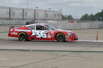 Retour dans le passé - NASCAR Canadian Tire - ICAR 2012