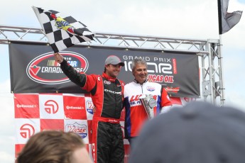 Retour dans le passé - NASCAR Canadian Tire - ICAR 2012