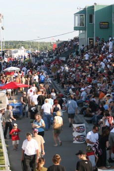 Retour dans le passé - NASCAR Canadian Tire - St-Eustache 2008