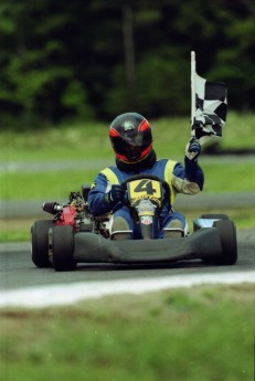 Retour dans le passé - Karting à Pointe-du-Lac - Printemps 1996