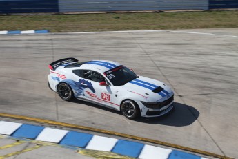Sebring 2025 - Course Ford Mustang Challenge