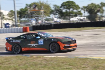 Sebring 2025 - Course Ford Mustang Challenge