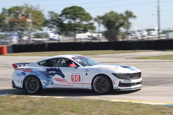 Sebring 2025 - Course Ford Mustang Challenge