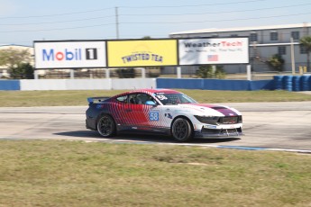 Sebring 2025 - Course Ford Mustang Challenge