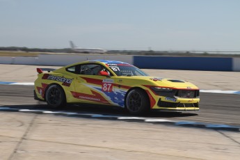 Sebring 2025 - Course Ford Mustang Challenge