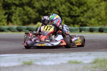 Retour dans le passé - Karting à SRA - juillet 2004