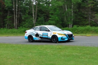AMP - Coupe Nissan Sentra