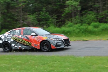 AMP - Coupe Nissan Sentra