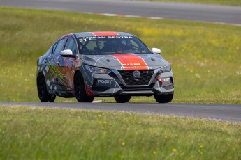AMP - Coupe Nissan Sentra