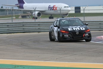 Coupe Nissan Sentra à ICAR