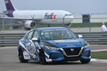 Coupe Nissan Sentra à ICAR