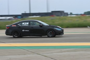 Coupe Nissan Sentra à ICAR