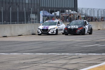 Coupe Nissan Sentra à ICAR