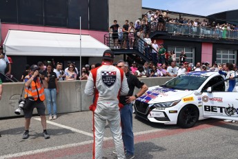 Coupe Nissan Sentra à ICAR