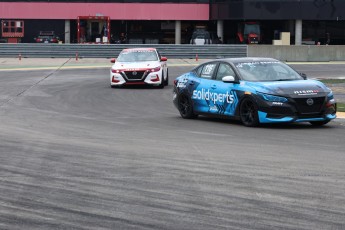 Coupe Nissan Sentra à ICAR