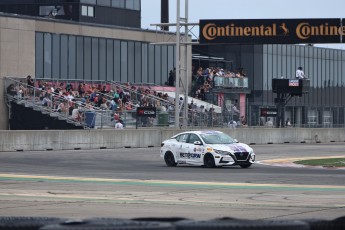 Coupe Nissan Sentra à ICAR