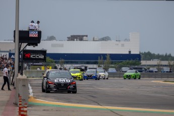 Coupe Nissan Sentra à ICAR