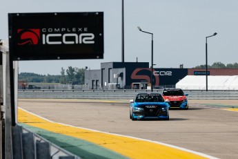 Coupe Nissan Sentra à ICAR