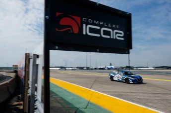 Coupe Nissan Sentra à ICAR