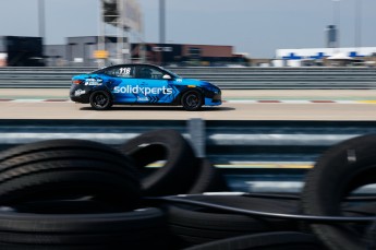 Coupe Nissan Sentra à ICAR