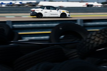 Coupe Nissan Sentra à ICAR