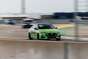 Coupe Nissan Sentra à ICAR