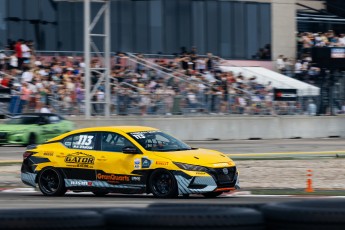 Coupe Nissan Sentra à ICAR