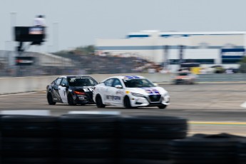 Coupe Nissan Sentra à ICAR