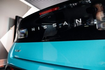 Coupe Nissan Sentra à ICAR