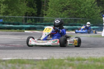 Retour dans le passé - Karting à SRA - Juin 2007 2/3