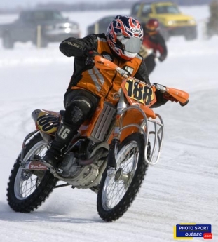 Motos sur Glace à St-Sulpice