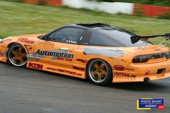 Drift Mania à la piste de Sainte-Croix à Québec